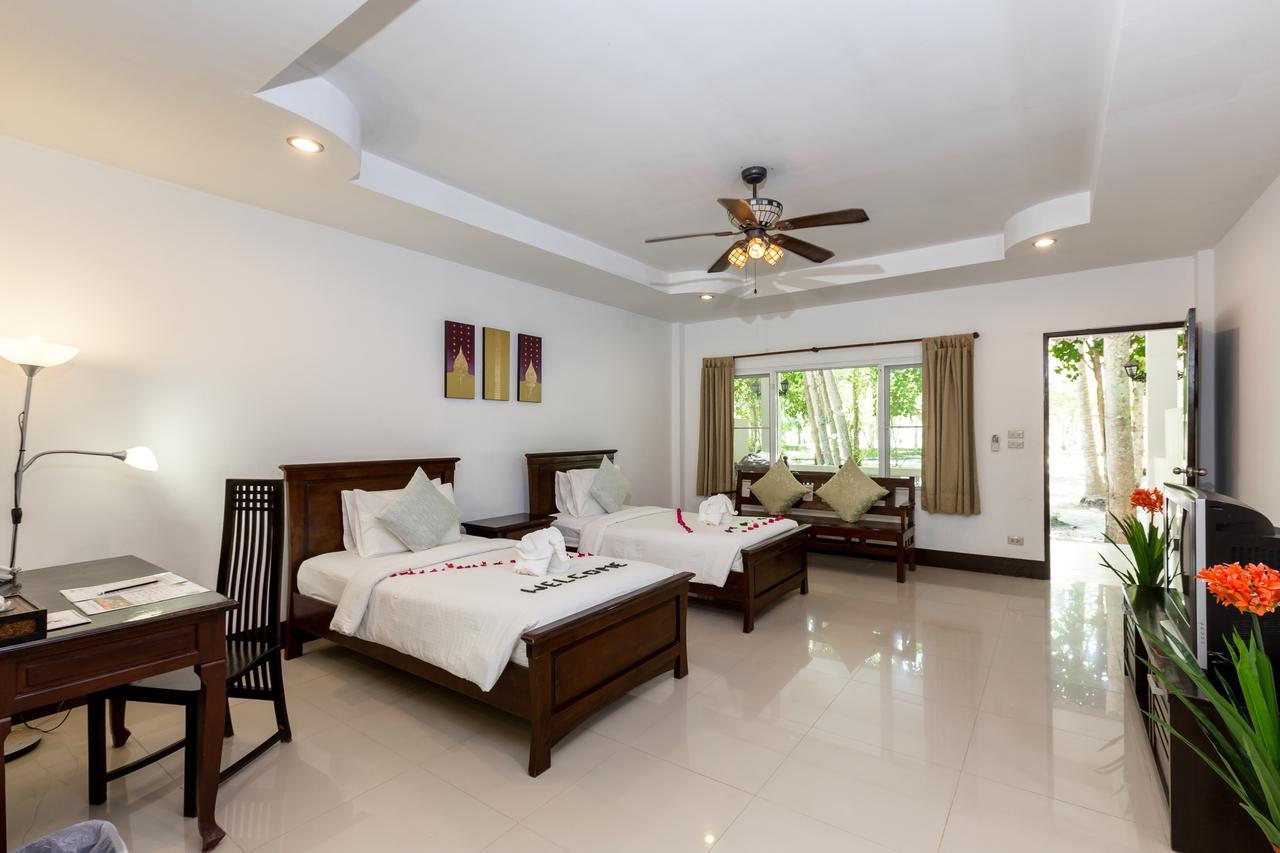 Racha Island Курортный комплекс 4*