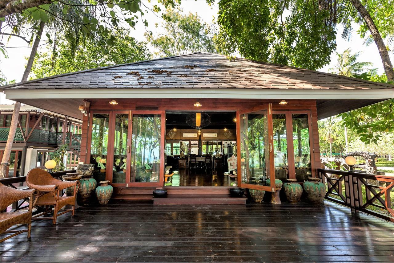 Racha Island Курортный комплекс 4*
