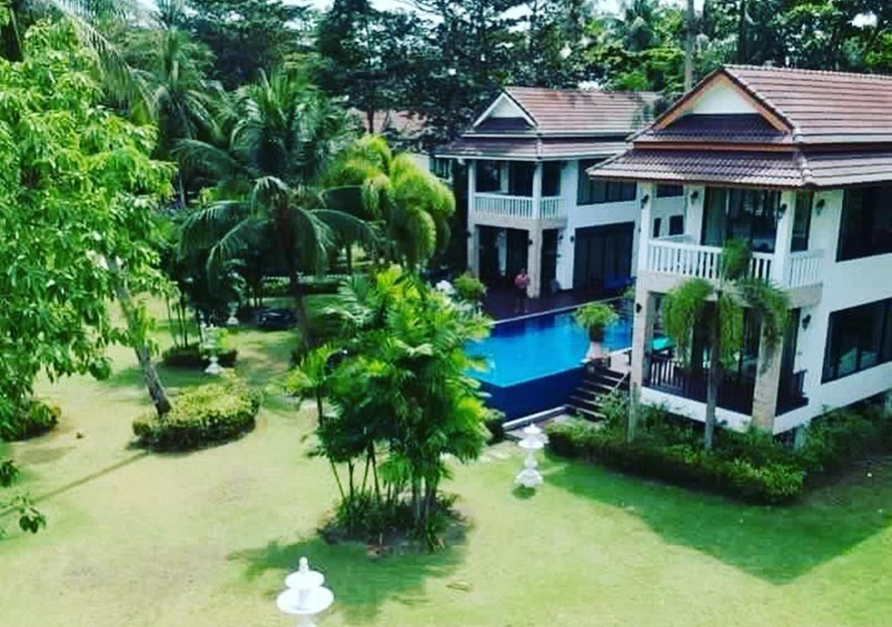 Курортный комплекс Racha Island 4*